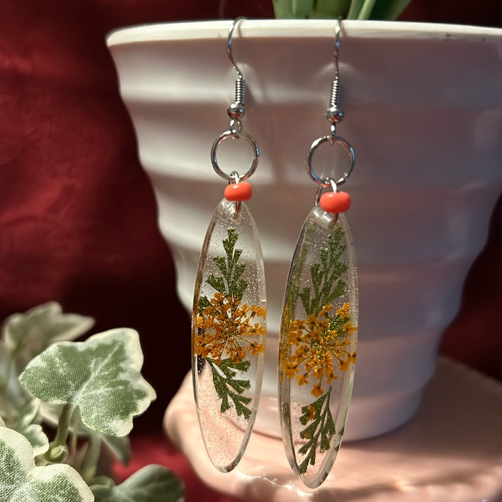 New handcrafted dried flower 🌸 earrings #14